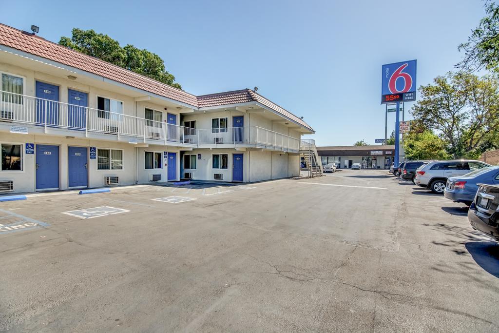 Motel 6-Stockton, Ca - North Lincoln Village エクステリア 写真