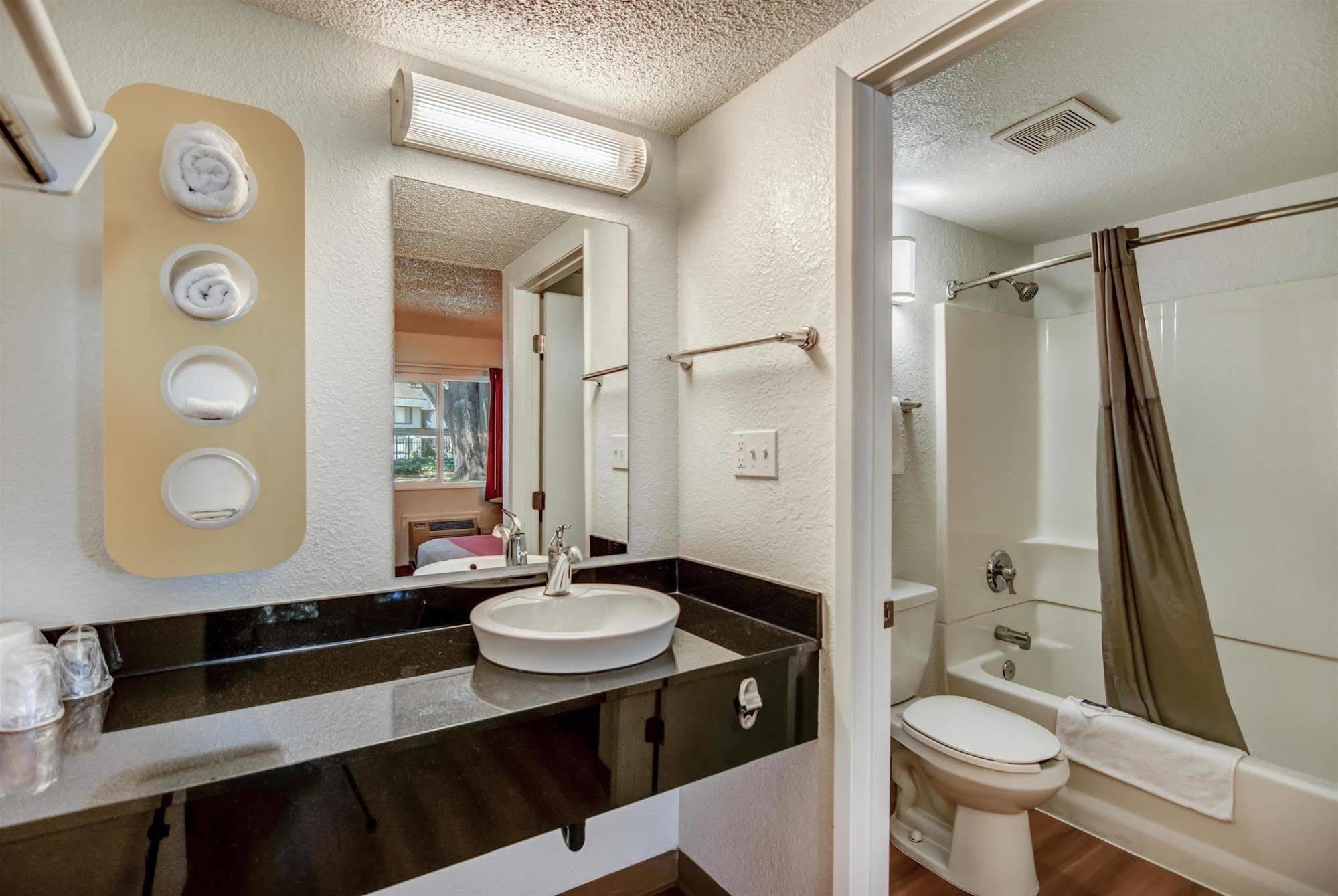 Motel 6-Stockton, Ca - North Lincoln Village エクステリア 写真
