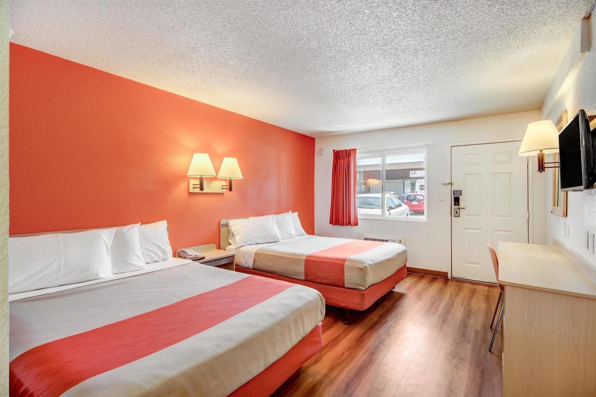 Motel 6-Stockton, Ca - North Lincoln Village エクステリア 写真
