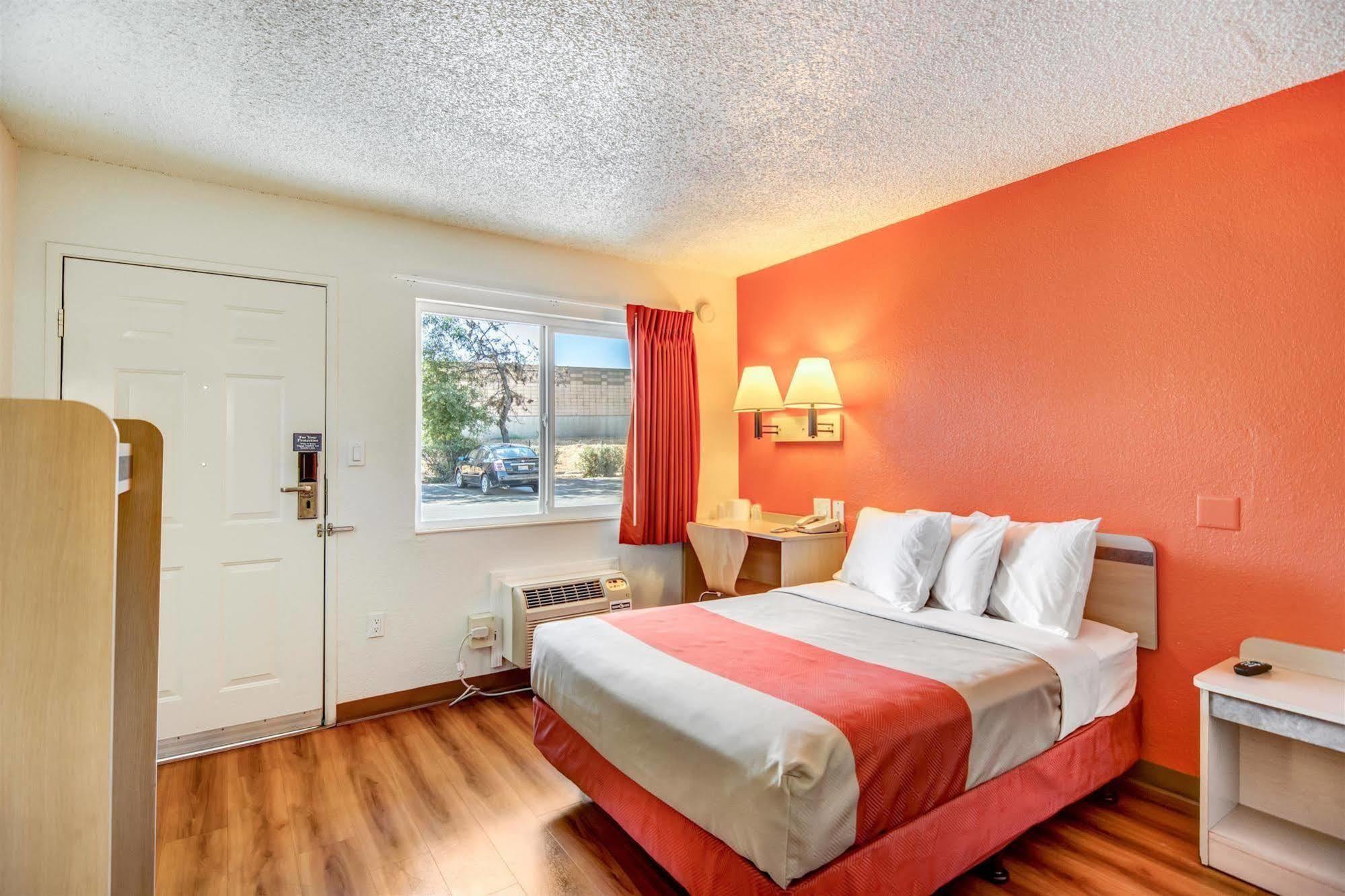 Motel 6-Stockton, Ca - North Lincoln Village エクステリア 写真